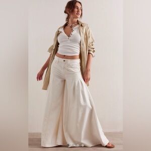 Free People Pandora Wide Leg Jeans We The Free Pleated Front Pockets Ivory